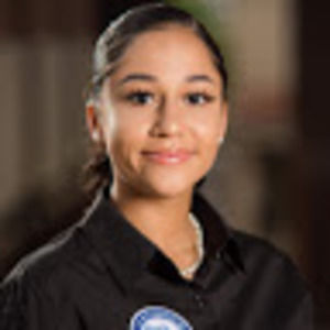 Meet your Posher, Kendra